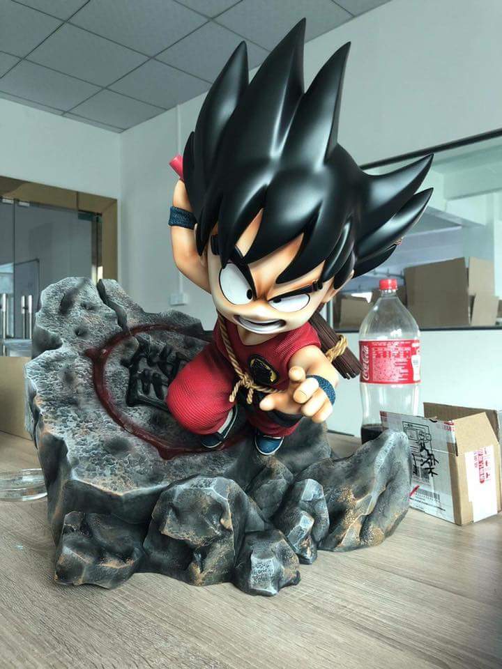 Figura Goku Pequeña Coleccionista