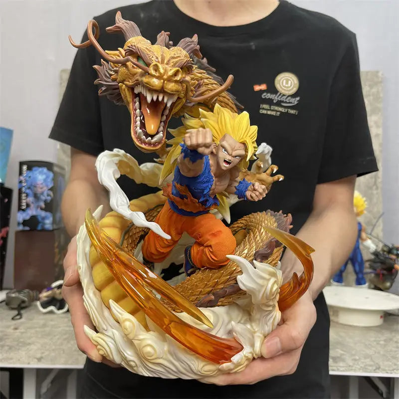 Figurine DBZ Goku Poing du Dragon