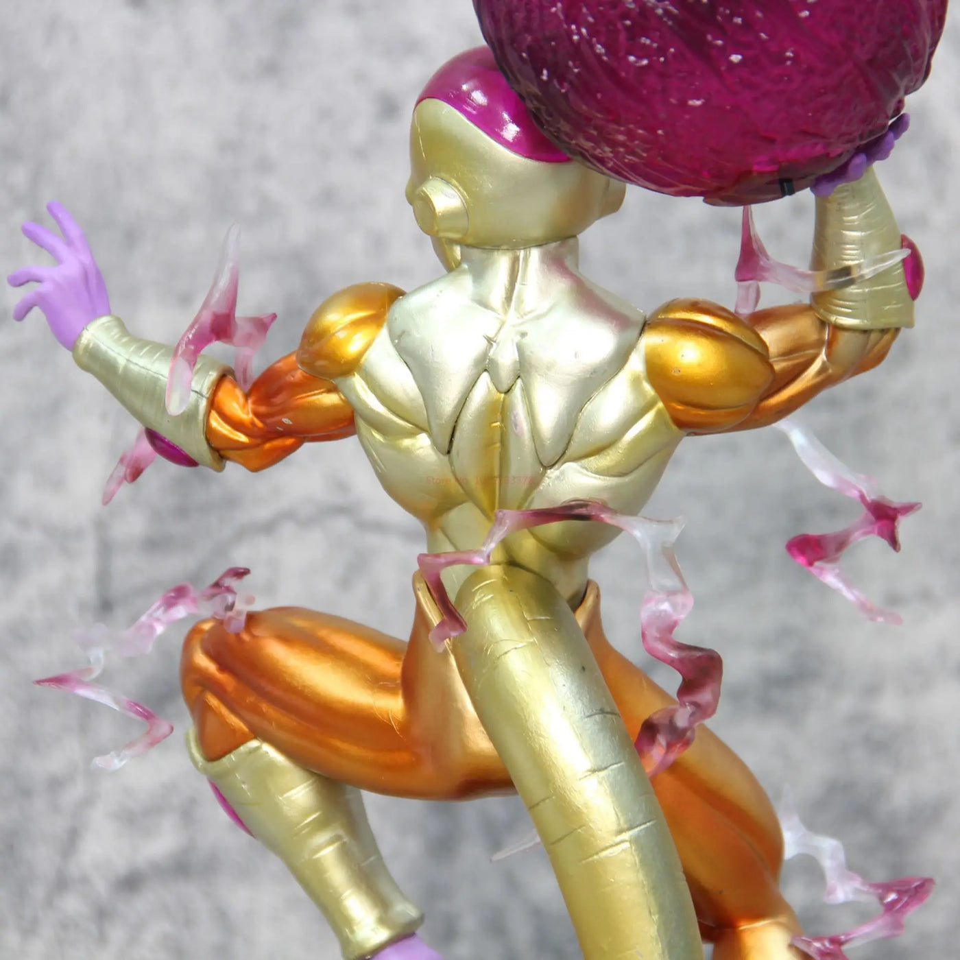 Figura Dragon Ball Golden Frieza Enfurecido