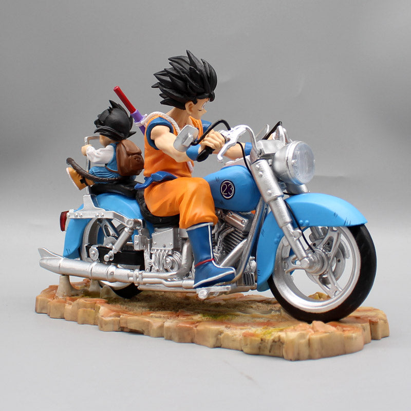 DBZ-Figur Goku und Gohan auf einem Motorrad