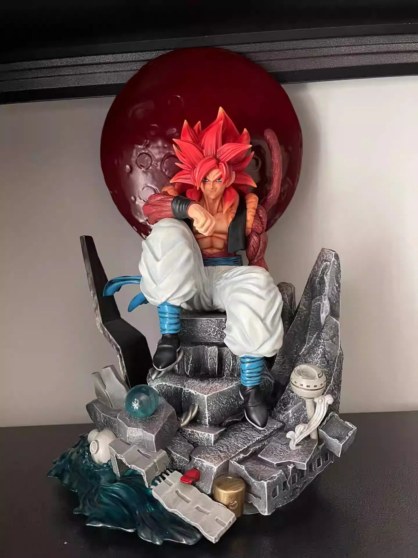 Figurine Collector Gogeta Super Saiyan 4