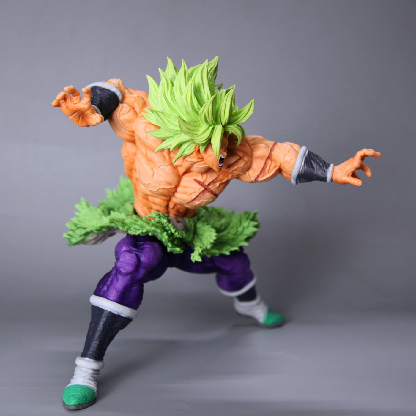 Figura de lucha de Dragon Ball Z Broly