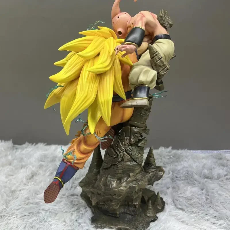 Figurine Collector Goku VS Kid Buu