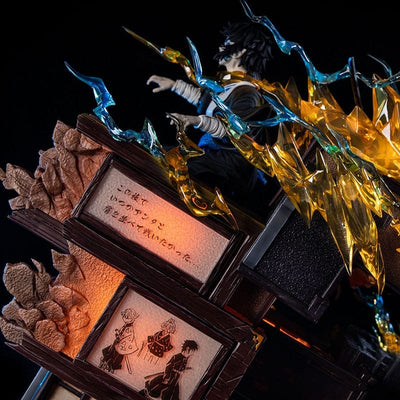 Figurine Collector en Resine Zenitsu vs Kaigaku