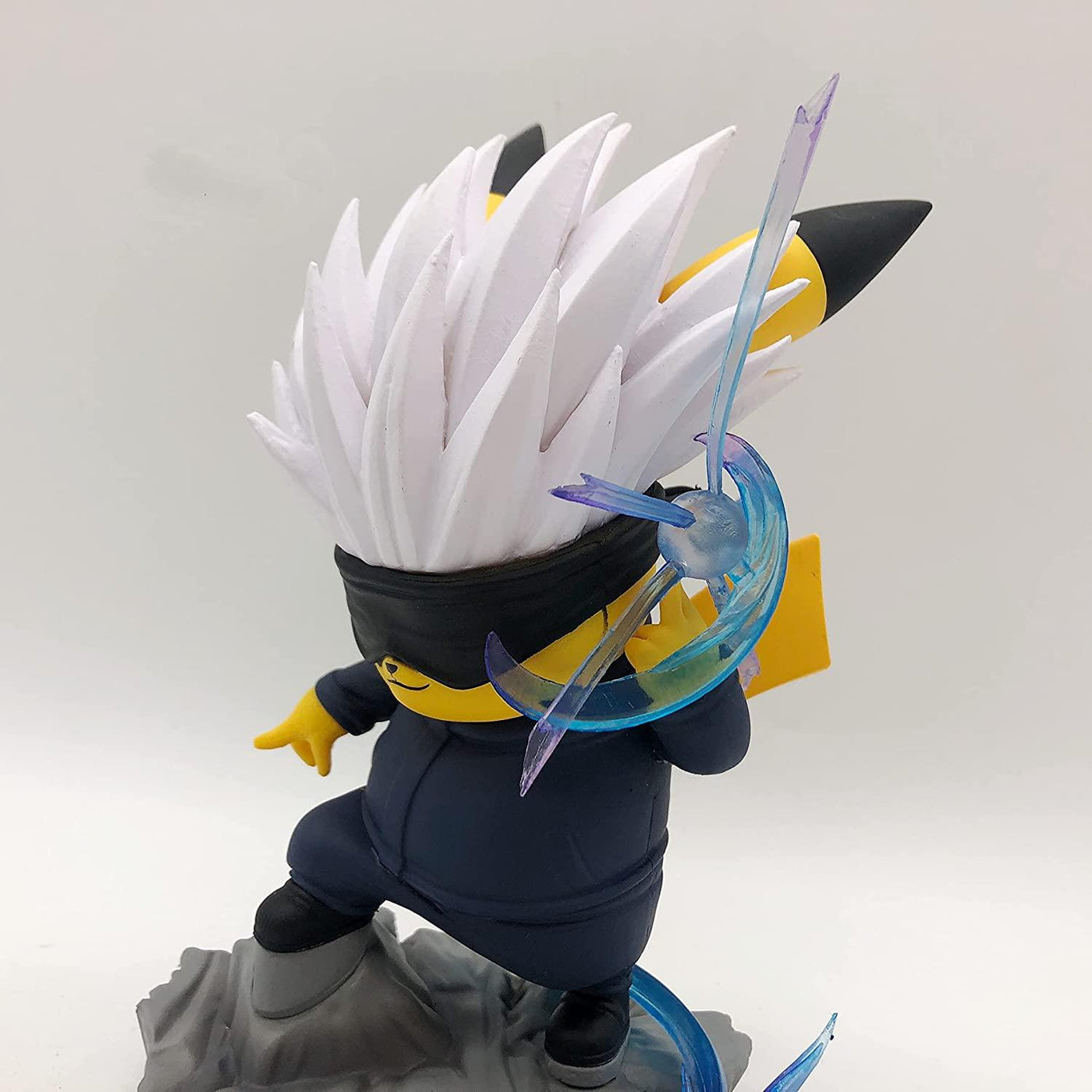 Figura Jujutsu Kaisen Pokémon Saturo Gojo