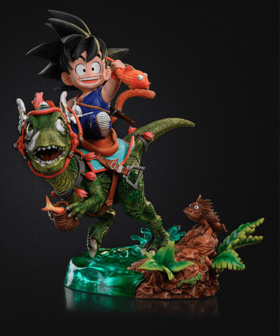 Figura Dragon Ball Goku Pequeña y Dinosaurio