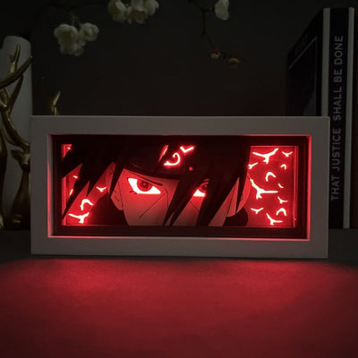 Caja de luz del joven Itachi