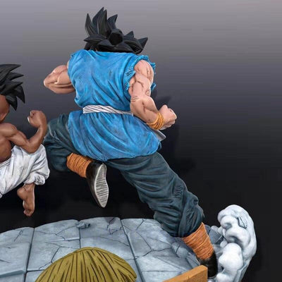 Figura de coleccionista Goku vs Uub