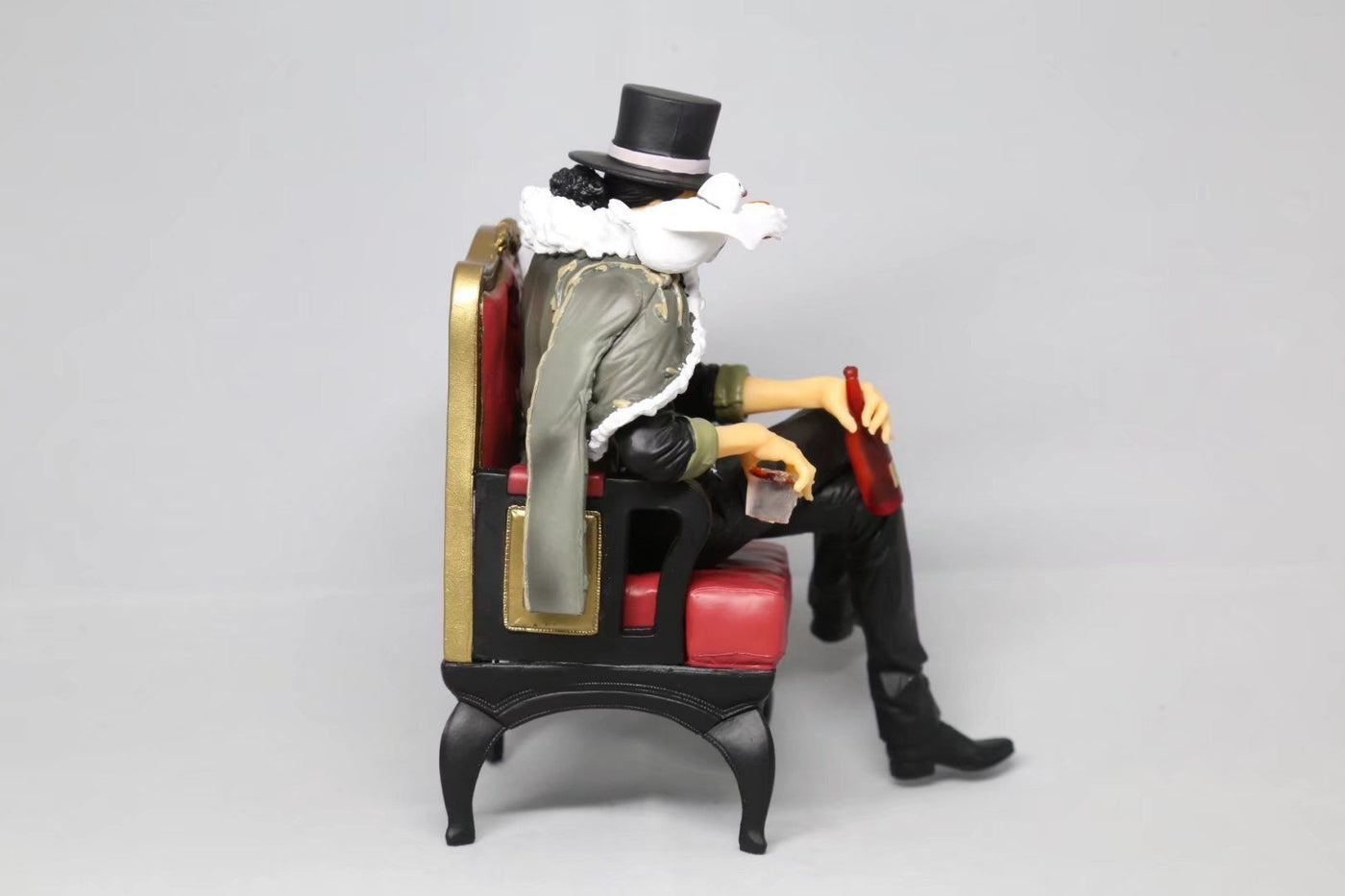 Figurine One Piece Lucci (22cm)