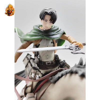 figurine de Rivaille Ackerman à cheval - Attack on Titan