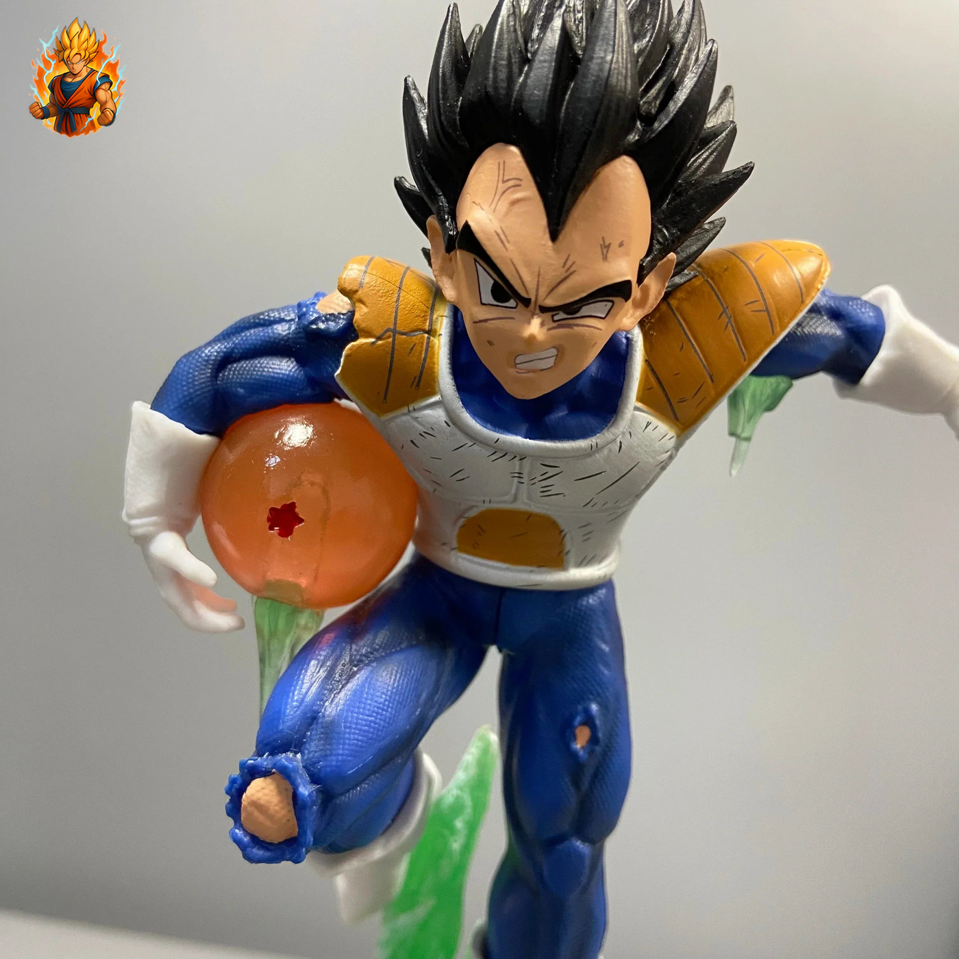 Figurine Vegeta Boule de cristal - Dragon Ball Z