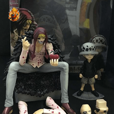 One Piece Corazon (12 cm) & Trafalgar Law (7 cm) Figurine