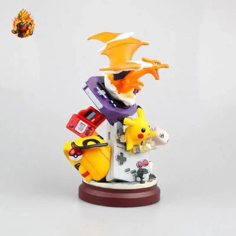 Pokémon Figurine - Pikachu, Charizard & Mew