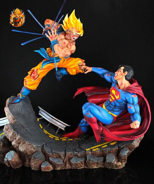 Figurine de collection Goku vs Superman