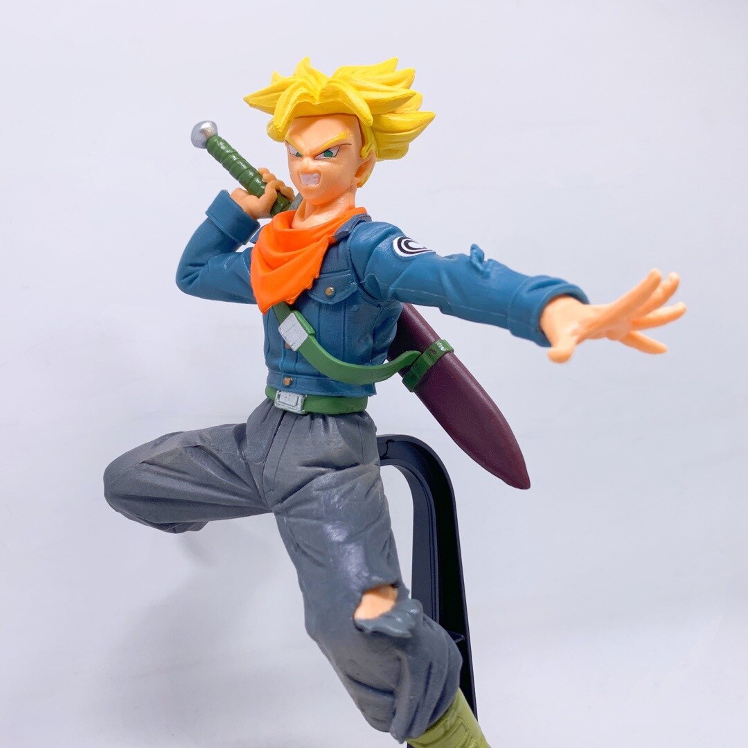 Figuras DBZ Trunks Normal y Super Saiyan