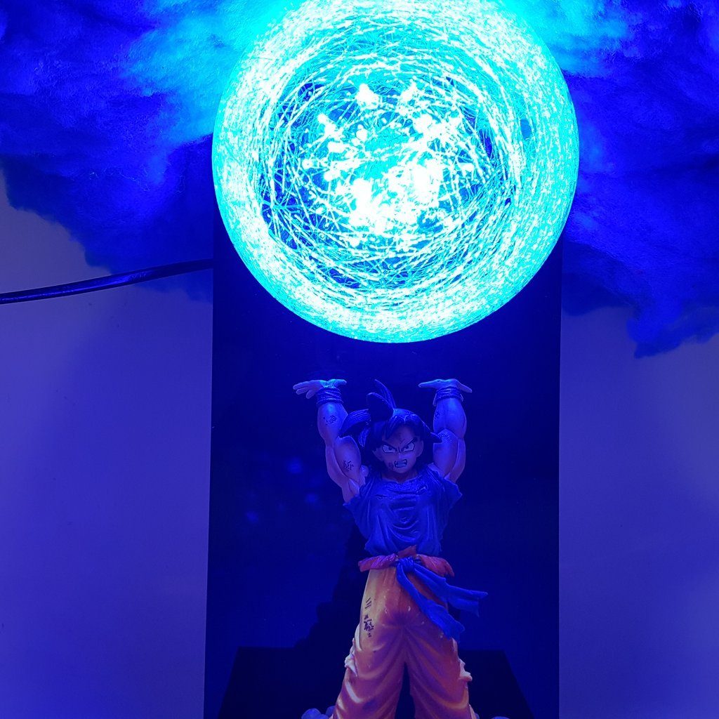 Dragon Ball Z Goku Genkidama Wolkenlampe